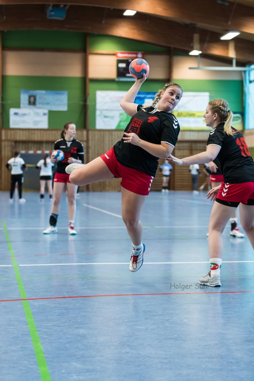 Bild 152 - Frauen HSG Kremperheide/Muensterdorf - HFF Munkbarup : Ergebnis: 28:27